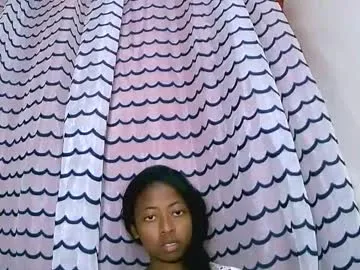 roouse – webcam model profile photo Image 8