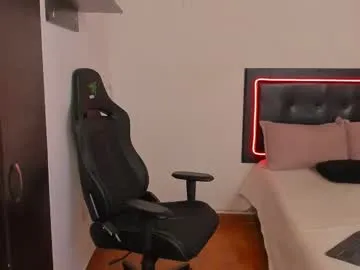 PansySeveryn – webcam model profile photo Image 9