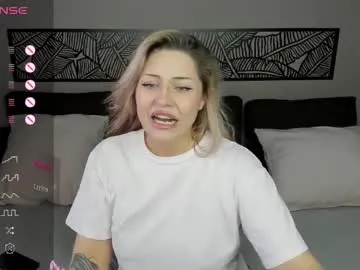 WitchAnnie – webcam model profile photo Image 16