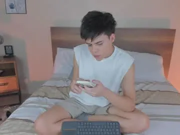 alexandjohntv – webcam model profile photo Image 14