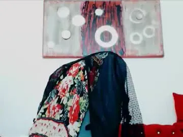 nickyplus – webcam model profile photo Image 10