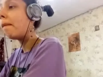 PumaShyXD chat room preview Image 2