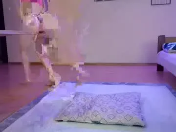 Ms-KARINA chat room preview Image 13