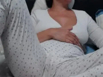 loving_ladies – webcam model profile photo Image 7