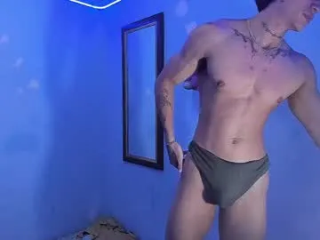 DomManlyGuy – webcam model profile photo Image 10
