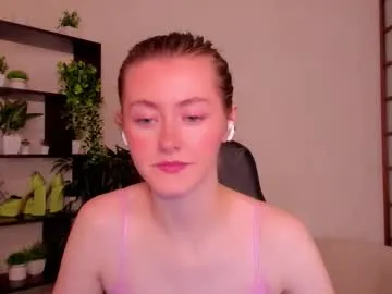 trainwithme – webcam model profile photo Image 14