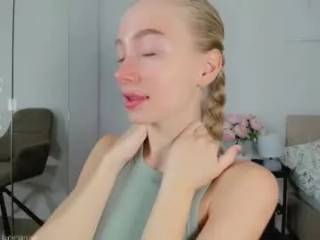 PumaShyXD chat room preview Image 12