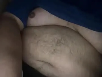 roouse – webcam model profile photo Image 6