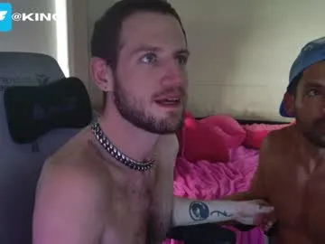 TwinksNextDoor – webcam model profile photo Image 14