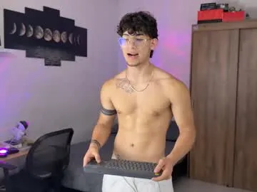 PabloArena – webcam model profile photo Image 17