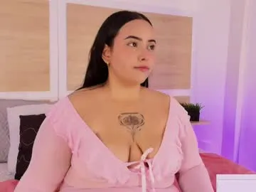 TwinksNextDoor – webcam model profile photo Image 14