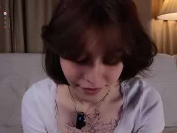 dears_pearlss – webcam model profile photo Image 4