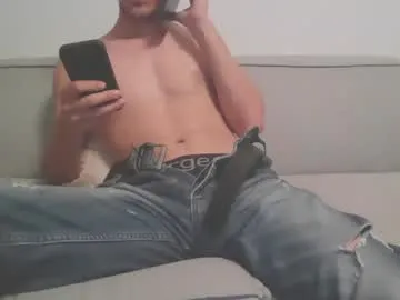 skinny_candy18 – webcam model profile photo Image 8