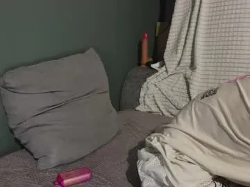 someone_sweet – webcam model profile photo Image 8