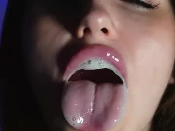 _Alicee_1 – webcam model profile photo Image 3