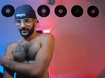 someone_sweet – webcam model profile photo Image 6