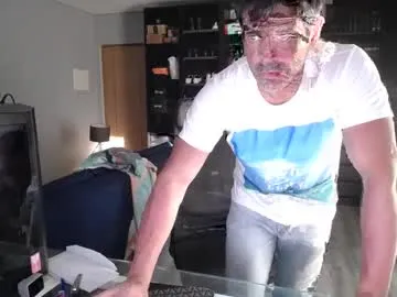 latino23bom Image 6