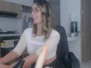 ClaireBree – webcam model profile photo Image 10