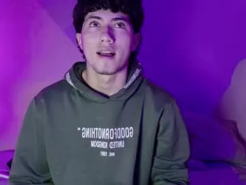 PabloArena – webcam model profile photo Image 10