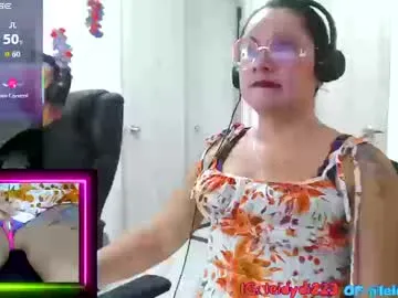 paroncho – webcam model profile photo Image 13