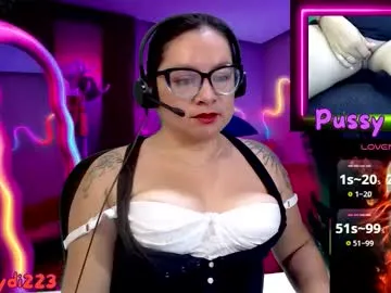 paroncho – webcam model profile photo Image 8