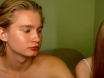 Danxel777 chat room preview Image 11