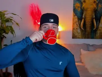 TwinksNextDoor – webcam model profile photo Image 6