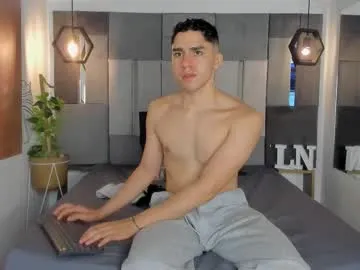 dirtypub – webcam model profile photo Image 18