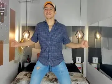 dirtypub – webcam model profile photo Image 9