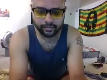 lioncluess – webcam model profile photo Image 9