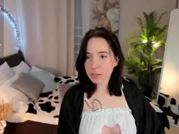 roouse – webcam model profile photo Image 3