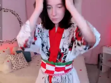 roouse – webcam model profile photo Image 6