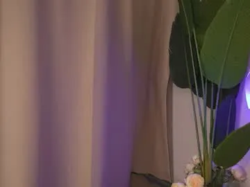 lilmiia Image 3