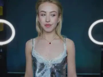 luna_helles chat room preview