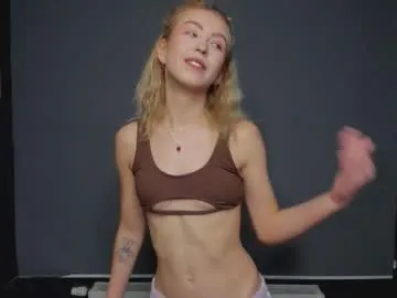 _monnytoon_ chat room preview Image 2