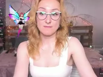 ClaireBree – webcam model profile photo Image 3