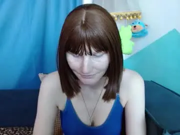 milly_shy – webcam model profile photo Image 9