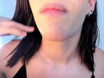 bombaleila – webcam model profile photo Image 12