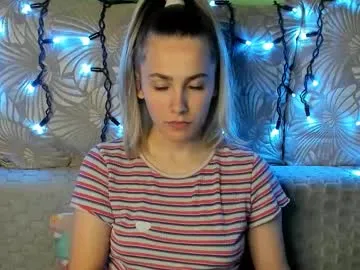 hornyshow_tv – webcam model profile photo Image 15