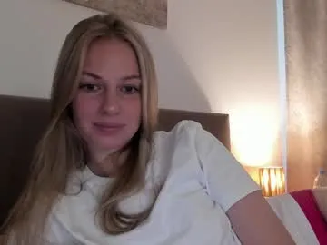 loving_ladies – webcam model profile photo Image 17