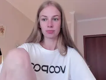 loving_ladies – webcam model profile photo Image 2