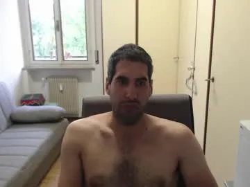 luckrose – webcam model profile photo Image 3