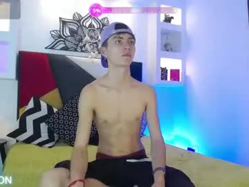 suannedoriean – webcam model profile photo Image 2