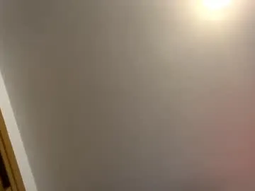 Benson18y – webcam model profile photo Image 16