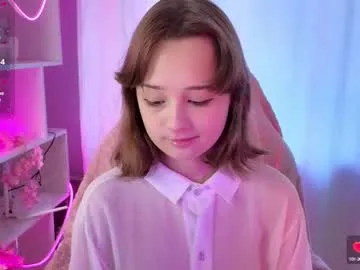 keuli_li – webcam model profile photo Image 3