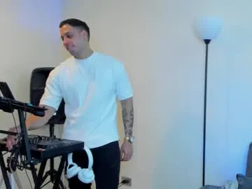 dears_pearlss – webcam model profile photo Image 2