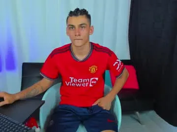 _Tomy08calderon – webcam model profile photo Image 8