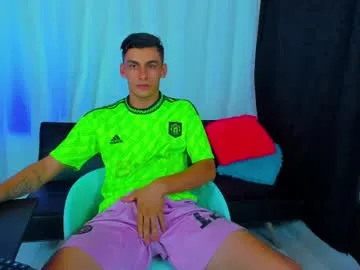 _Tomy08calderon – webcam model profile photo Image 9