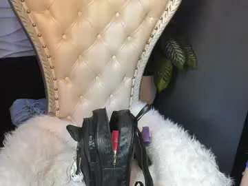 bambi_lu – webcam model profile photo Image 15