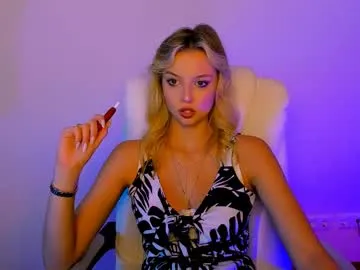 skinny_candy18 – webcam model profile photo Image 6